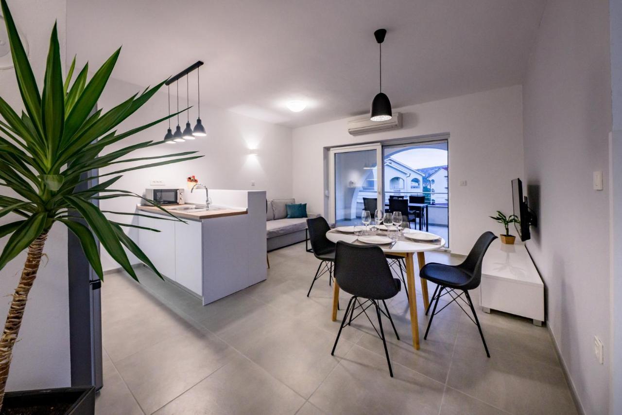 Zora Apartment Lopar